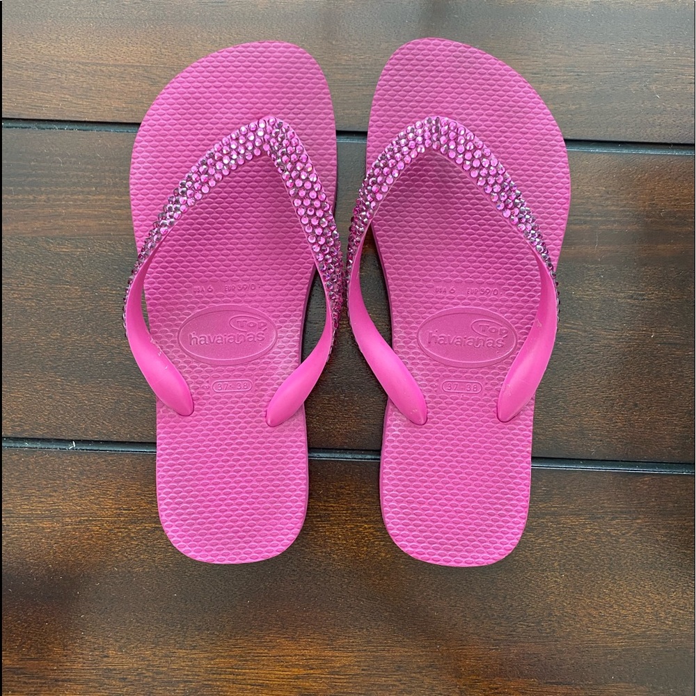 Custom Swarovski Crystals Havaiana Flip Flops. Size 37/38